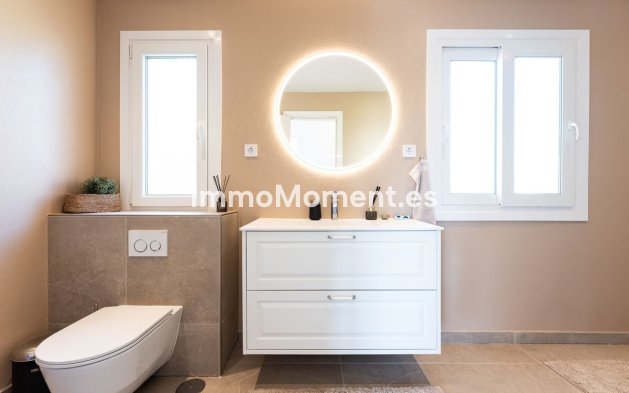 Resale - Villa - Benalmadena - La Capellania