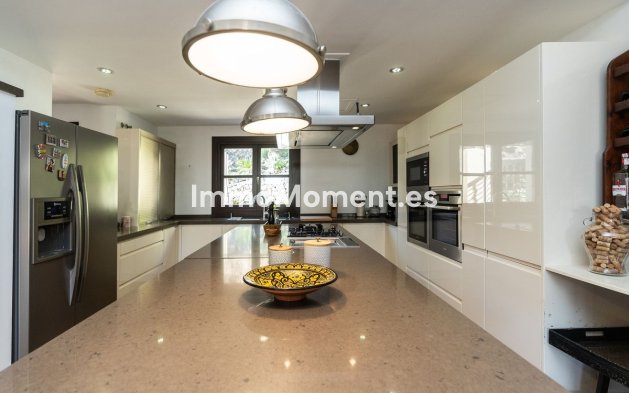 Resale - Townhouse - Benahavís - Benahavís Centro