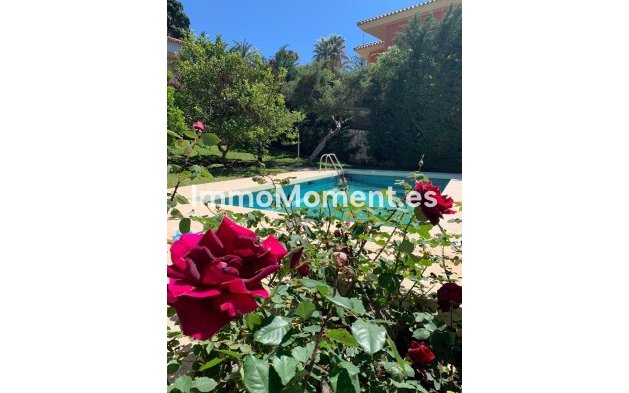 Resale - Villa - Marbella - Marbesa