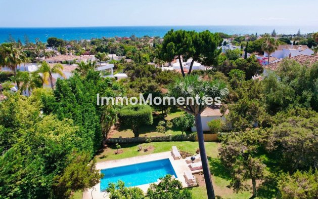 Resale - Villa - Marbella - Marbesa