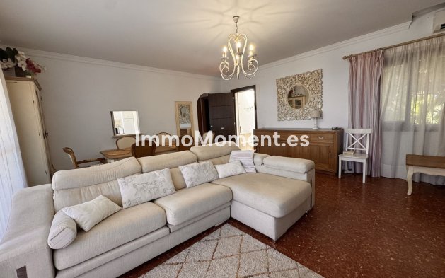 Resale - Villa - Marbella - Marbesa
