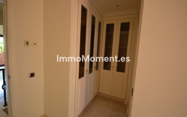 Wiederverkauf - Villa - Marbella - The Golden Mile