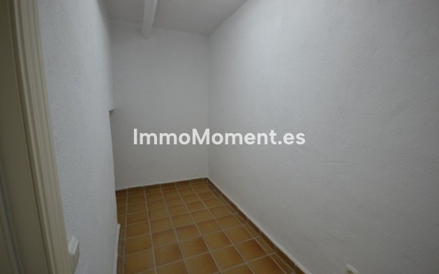 Wiederverkauf - Villa - Marbella - The Golden Mile