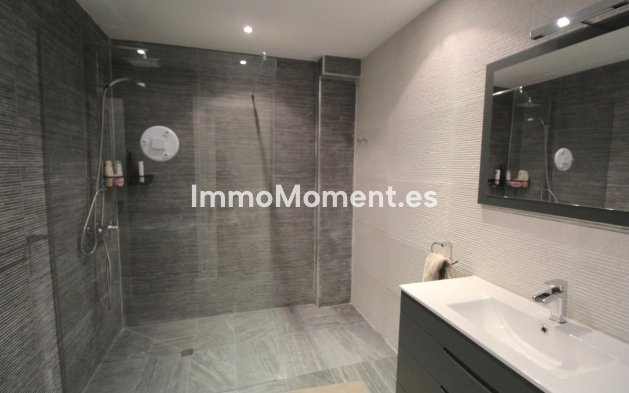 Wiederverkauf - Wohnung - Marbella - Puerto Banús