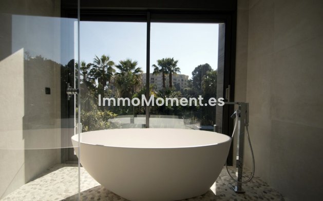 Revente - Villa - Marbella - Nueva Andalucía