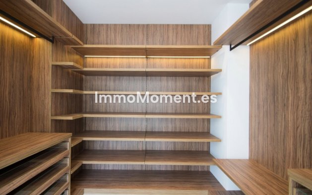 Revente - Villa - Marbella - Nueva Andalucía