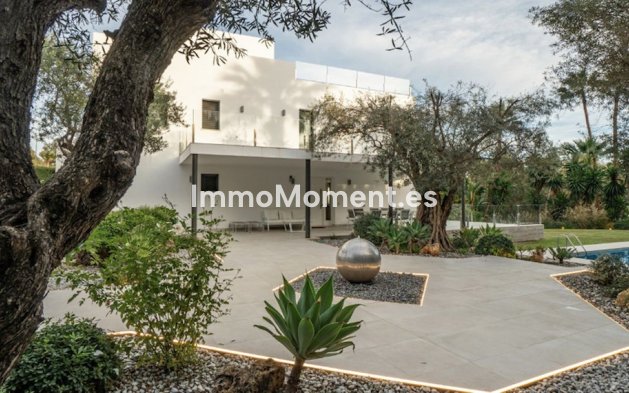 Revente - Villa - Marbella - Nueva Andalucía