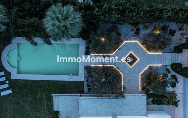 Revente - Villa - Marbella - Nueva Andalucía