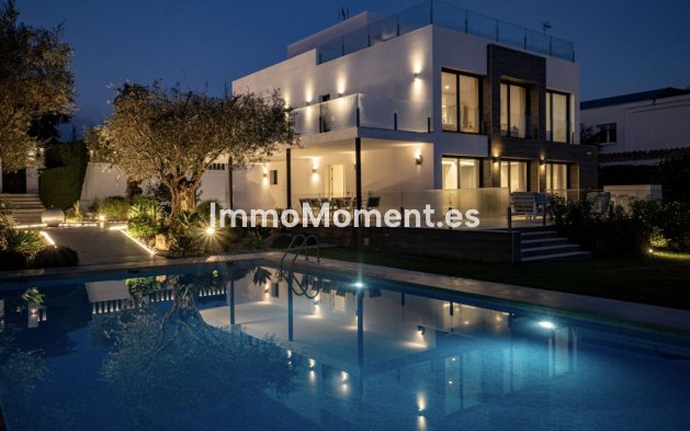 Revente - Villa - Marbella - Nueva Andalucía