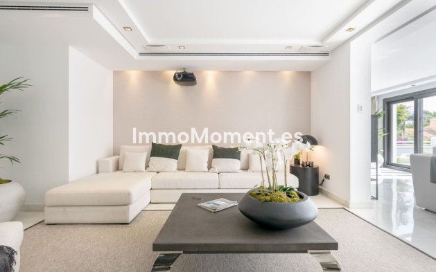 Wiederverkauf - Villa - Marbella - Nueva Andalucía