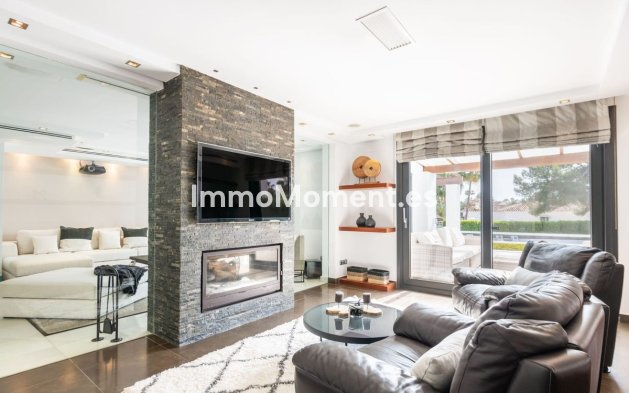 Wiederverkauf - Villa - Marbella - Nueva Andalucía