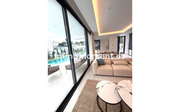 Wiederverkauf - Villa - Estepona  - New Golden Mile