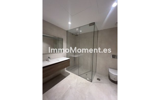 Wiederverkauf - Villa - Estepona  - New Golden Mile