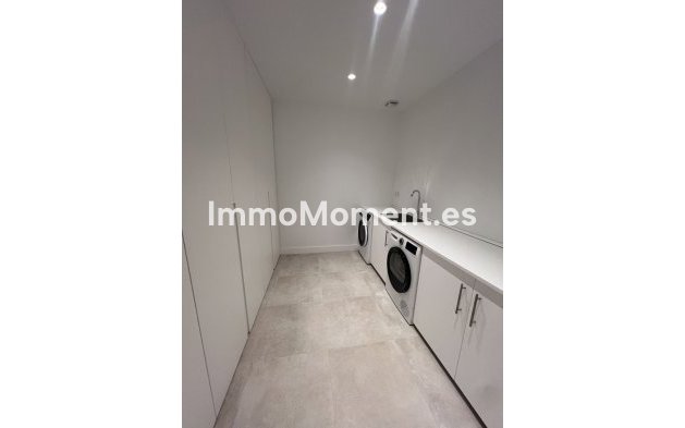 Wiederverkauf - Villa - Estepona  - New Golden Mile