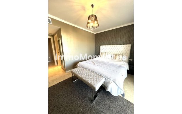 Wiederverkauf - Wohnung - Marbella - Puerto Banús