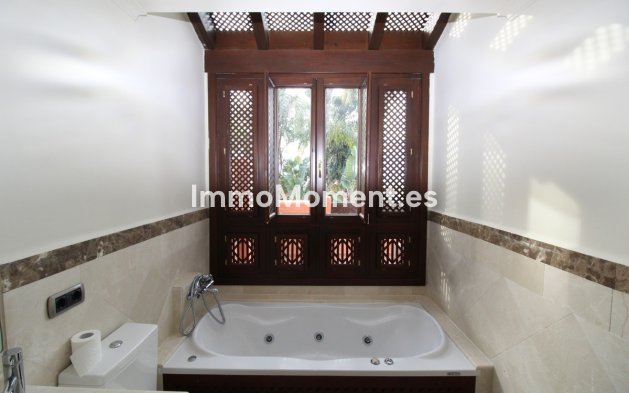 Wiederverkauf - Villa - Marbella - The Golden Mile