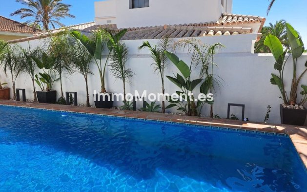 Wiederverkauf - Villa - Marbella - Marbesa