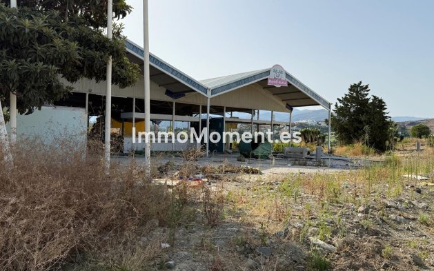 Reventa - Terreno - Estepona  - Cancelada