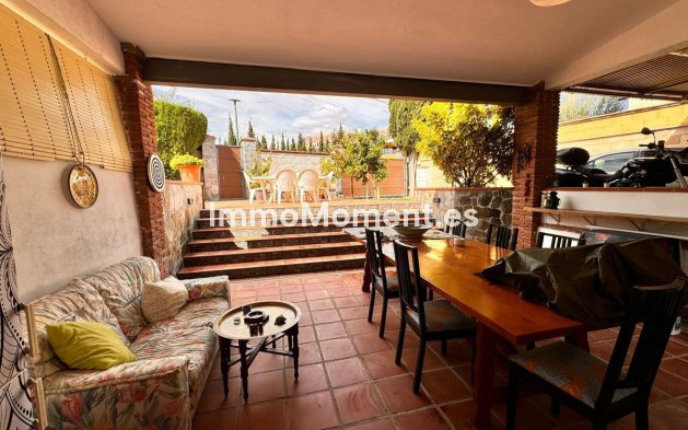 Revente - Villa - Intérieur                       - Churriana