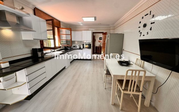 Revente - Villa - Intérieur                       - Churriana