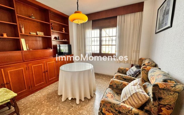 Revente - Villa - Intérieur                       - Churriana