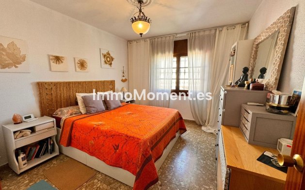 Revente - Villa - Intérieur                       - Churriana