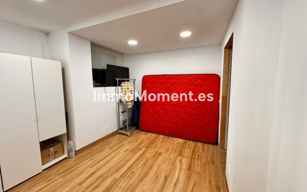 Revente - Villa - Intérieur                       - Churriana