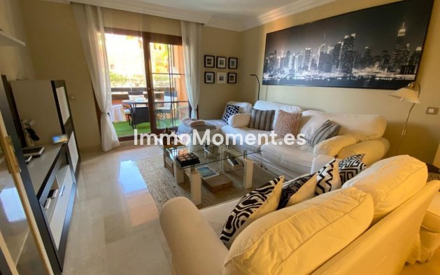 Resale - Apartment - Benahavís - Benahavís Centro