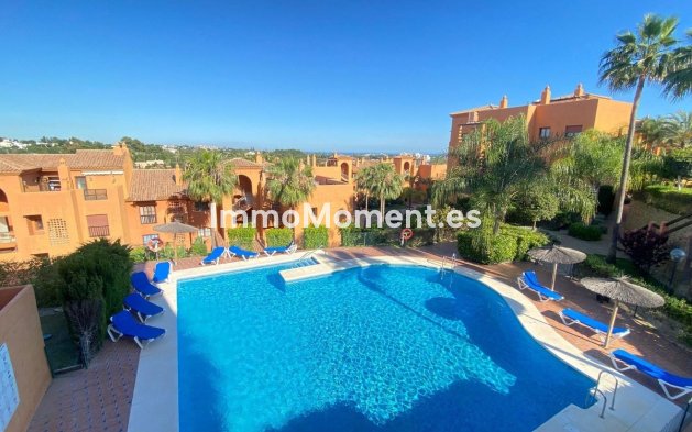 Resale - Apartment - Benahavís - Benahavís Centro