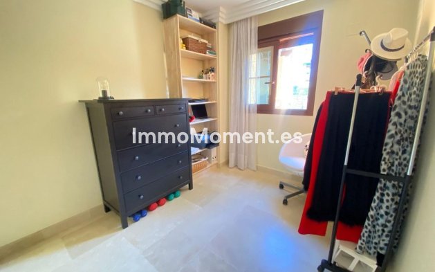 Resale - Apartment - Benahavís - Benahavís Centro
