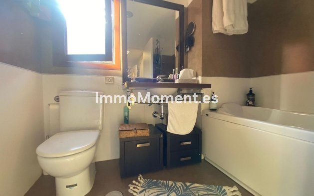 Resale - Apartment - Benahavís - Benahavís Centro