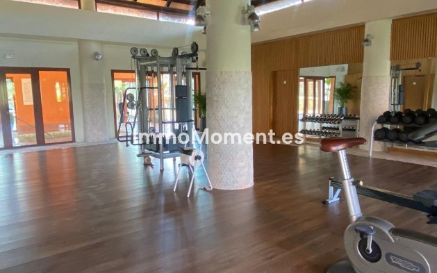 Resale - Apartment - Benahavís - Benahavís Centro