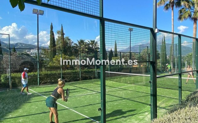 Resale - Apartment - Benahavís - Benahavís Centro