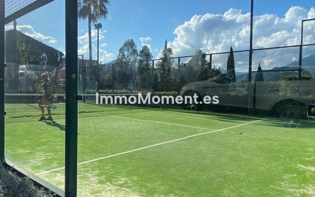 Resale - Apartment - Benahavís - Benahavís Centro