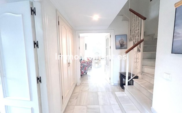 Wiederverkauf - Villa - Estepona  - Cancelada