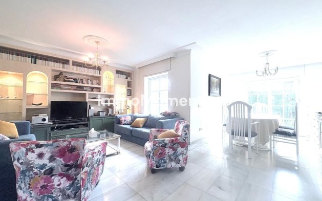 Wiederverkauf - Villa - Estepona  - Cancelada