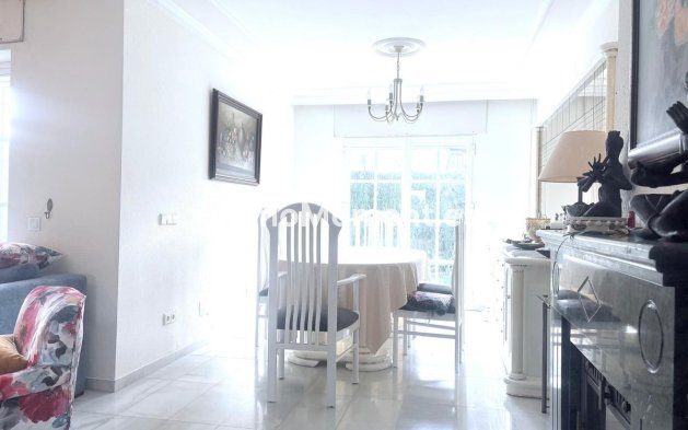 Wiederverkauf - Villa - Estepona  - Cancelada