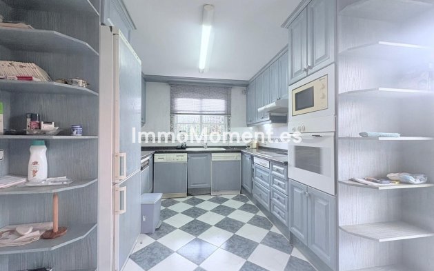 Wiederverkauf - Villa - Estepona  - Cancelada