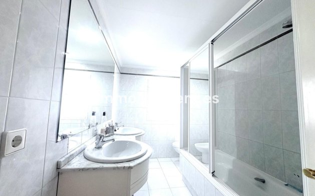 Wiederverkauf - Villa - Estepona  - Cancelada