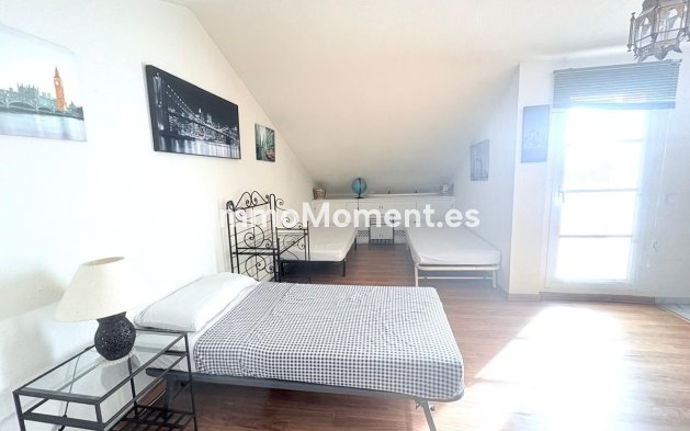 Wiederverkauf - Villa - Estepona  - Cancelada