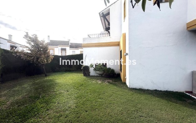 Wiederverkauf - Villa - Estepona  - Cancelada