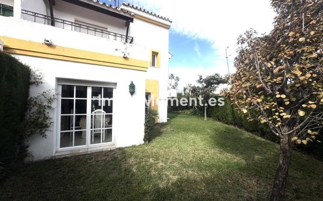 Wiederverkauf - Villa - Estepona  - Cancelada