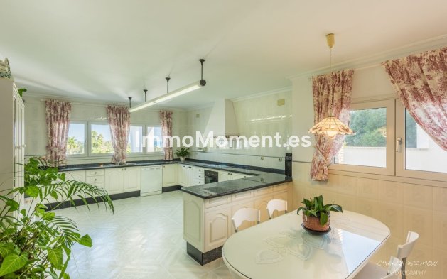 Revente - Villa - Intérieur                       - Churriana