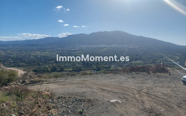 Revente - Terrain - Intérieur                       - Coín