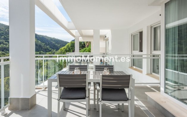 Resale - Apartment - Benahavís - Benahavís Centro