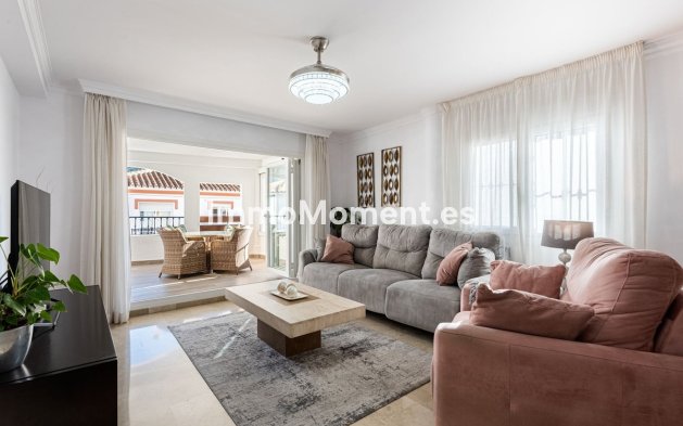 Resale - Apartment - Benahavís - Benahavís Centro