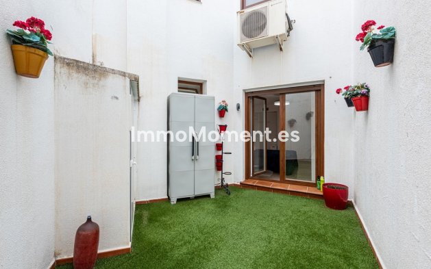 Resale - Apartment - Benahavís - Benahavís Centro
