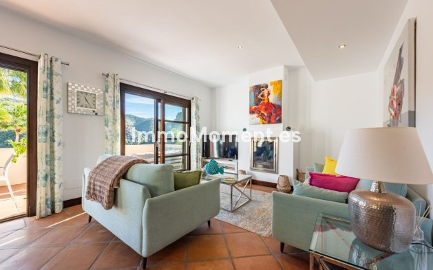 Resale - Villa - Benahavís - Benahavís Centro