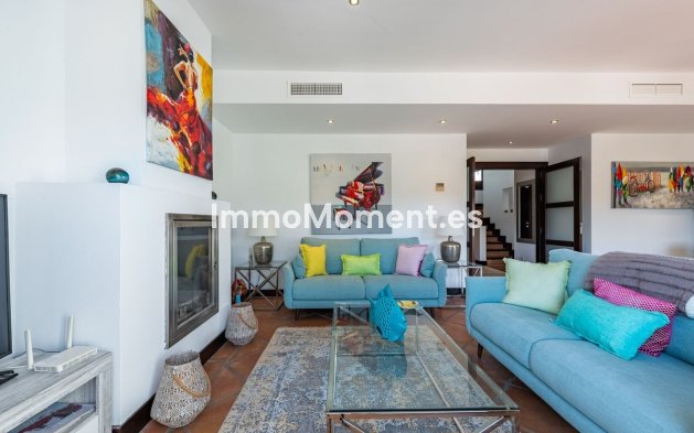 Resale - Villa - Benahavís - Benahavís Centro