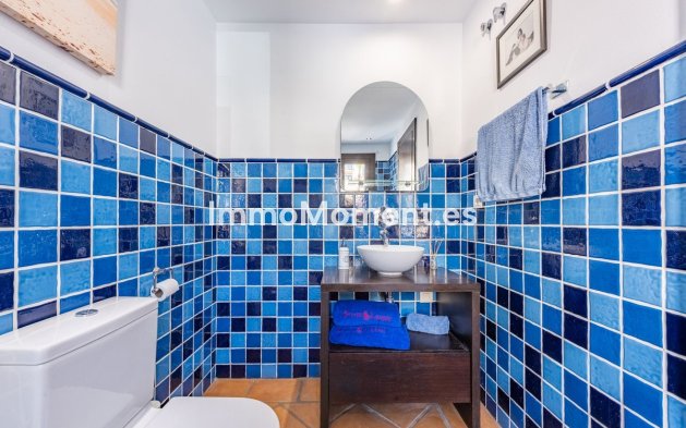 Resale - Villa - Benahavís - Benahavís Centro